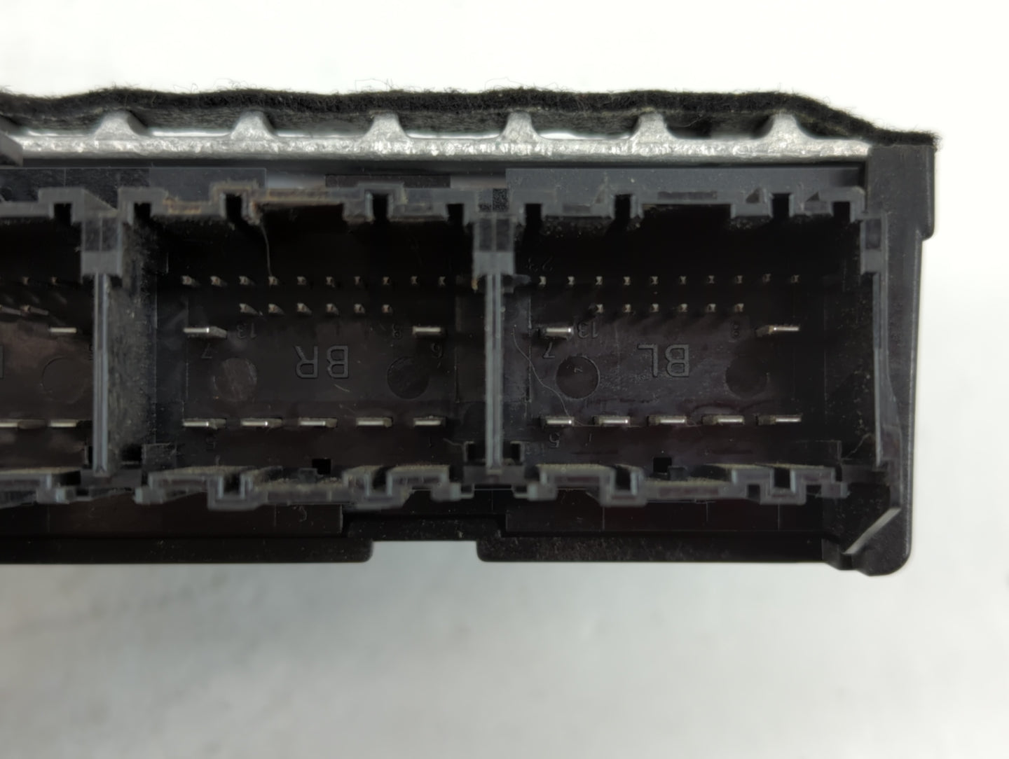 2014-2016 Lincoln Mkz Body Control Module Bcm Inner Cabin Fuse Box - Oemusedautoparts1.com