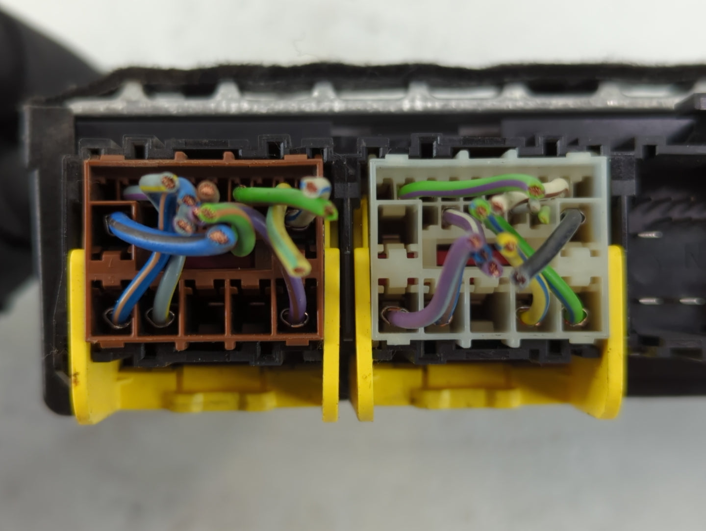 2014-2016 Lincoln Mkz Body Control Module Bcm Inner Cabin Fuse Box - Oemusedautoparts1.com