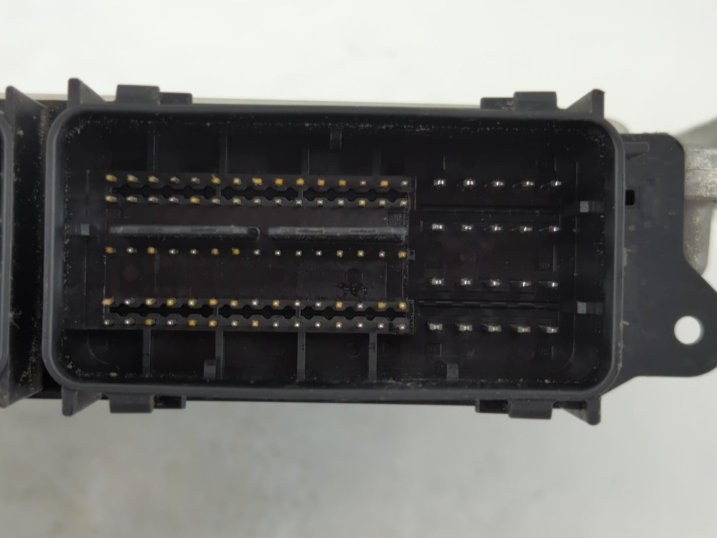 2016 Lincoln Mkz PCM Engine Control Computer ECU ECM PCU OEM P/N:FJ5A-12B684-AA GP5A-12A650-NB Fits OEM Used Auto Parts - Oe