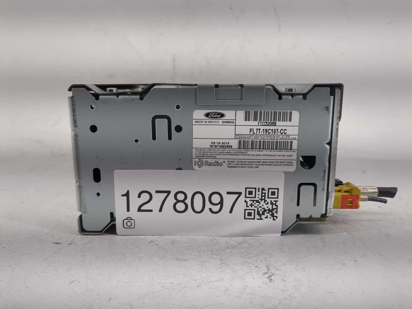 2015-2016 Lincoln Navigator Radio AM FM Cd Player Receiver Replacement P/N:FL7T-19C107-CC FL7T-19C107-CD Fits Fits 2015 2016