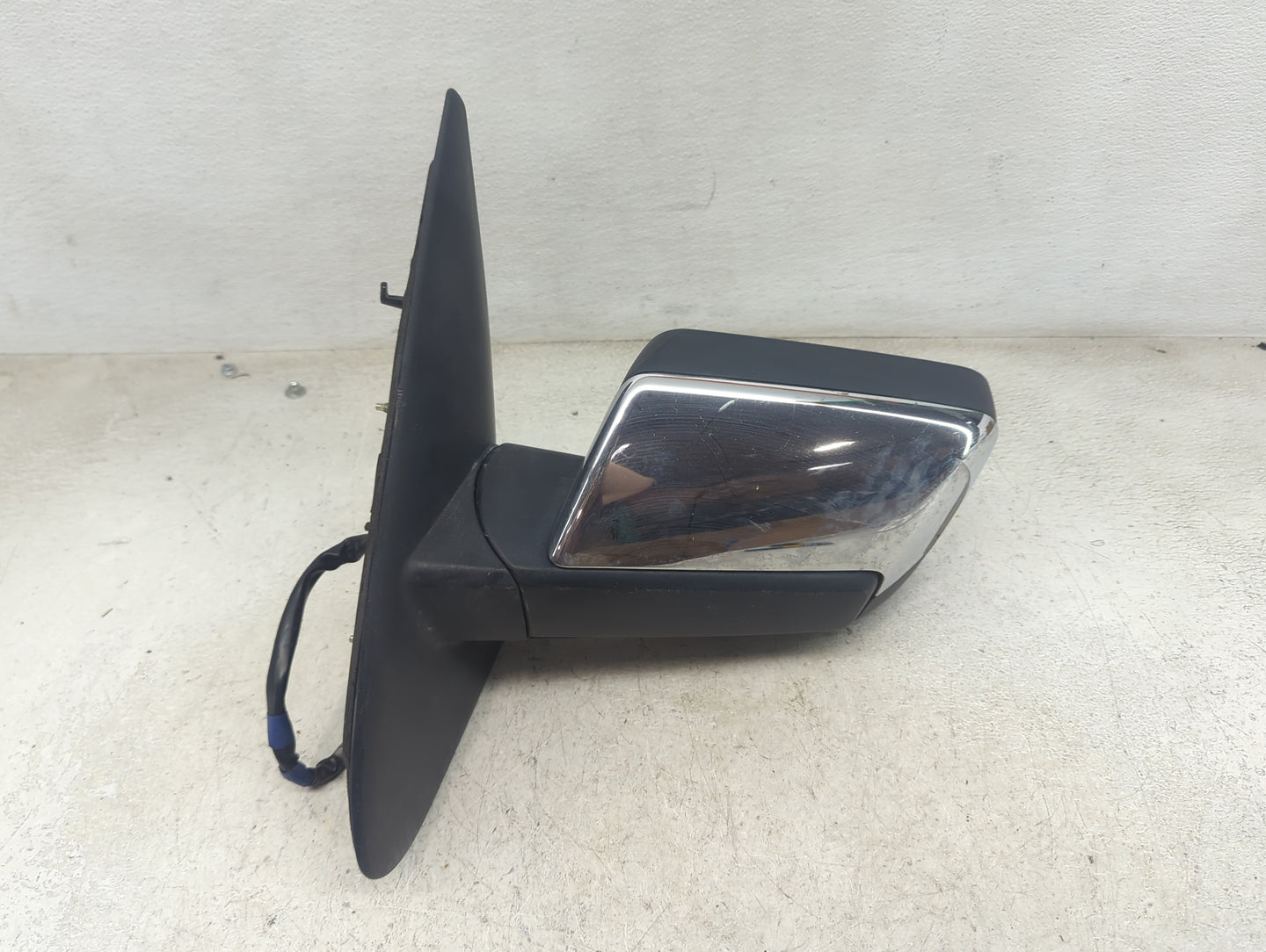 2015-2017 Lincoln Navigator Driver Side View Mirror - Left Door Mirror OEM Used - Oemusedautoparts1.com