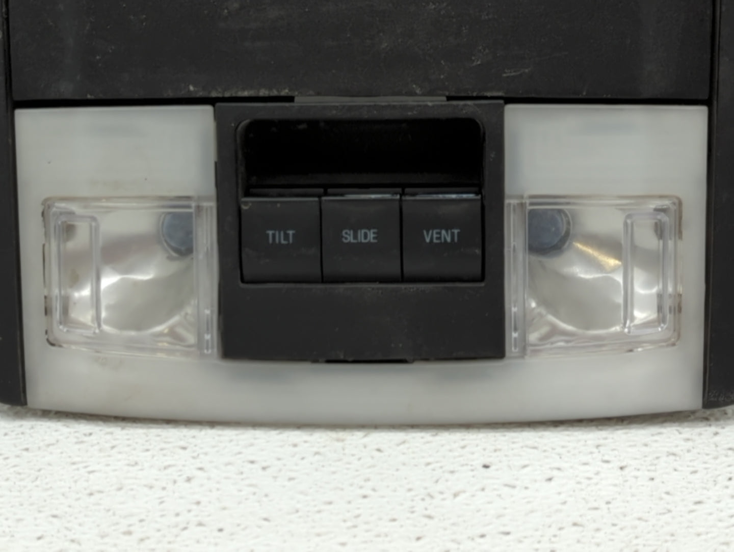 2016 Lincoln Navigator Overhead Roof Console - Oemusedautoparts1.com