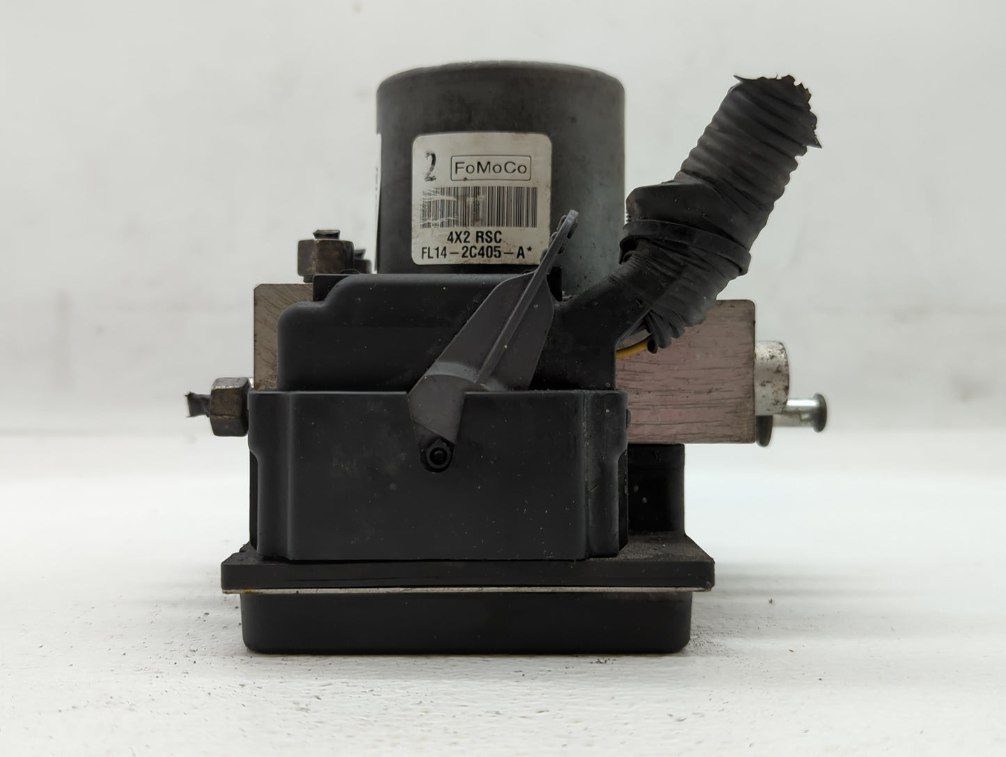 2015-2017 Lincoln Navigator ABS Pump Control Module Replacement P/N:FL14-2C405-A Fits Fits 2015 2016 2017 OEM Used Auto Part