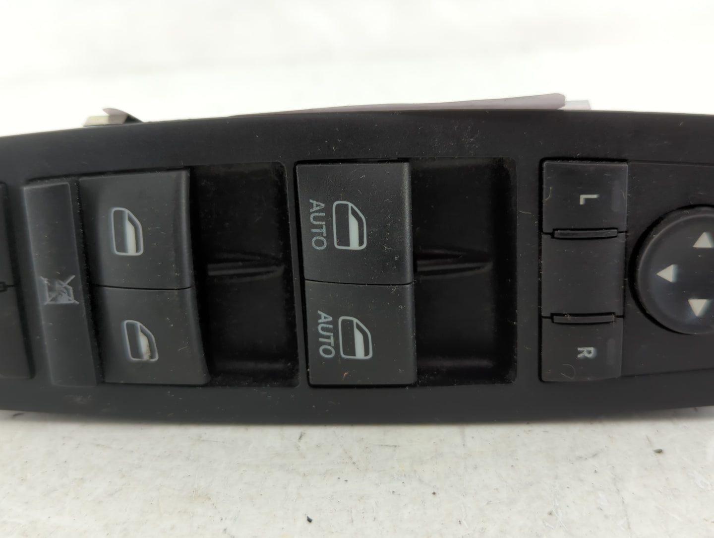 2016 Lincoln Town Car Master Power Window Switch Replacement Driver Side Left P/N:68298871AA Fits OEM Used Auto Parts - Oemu