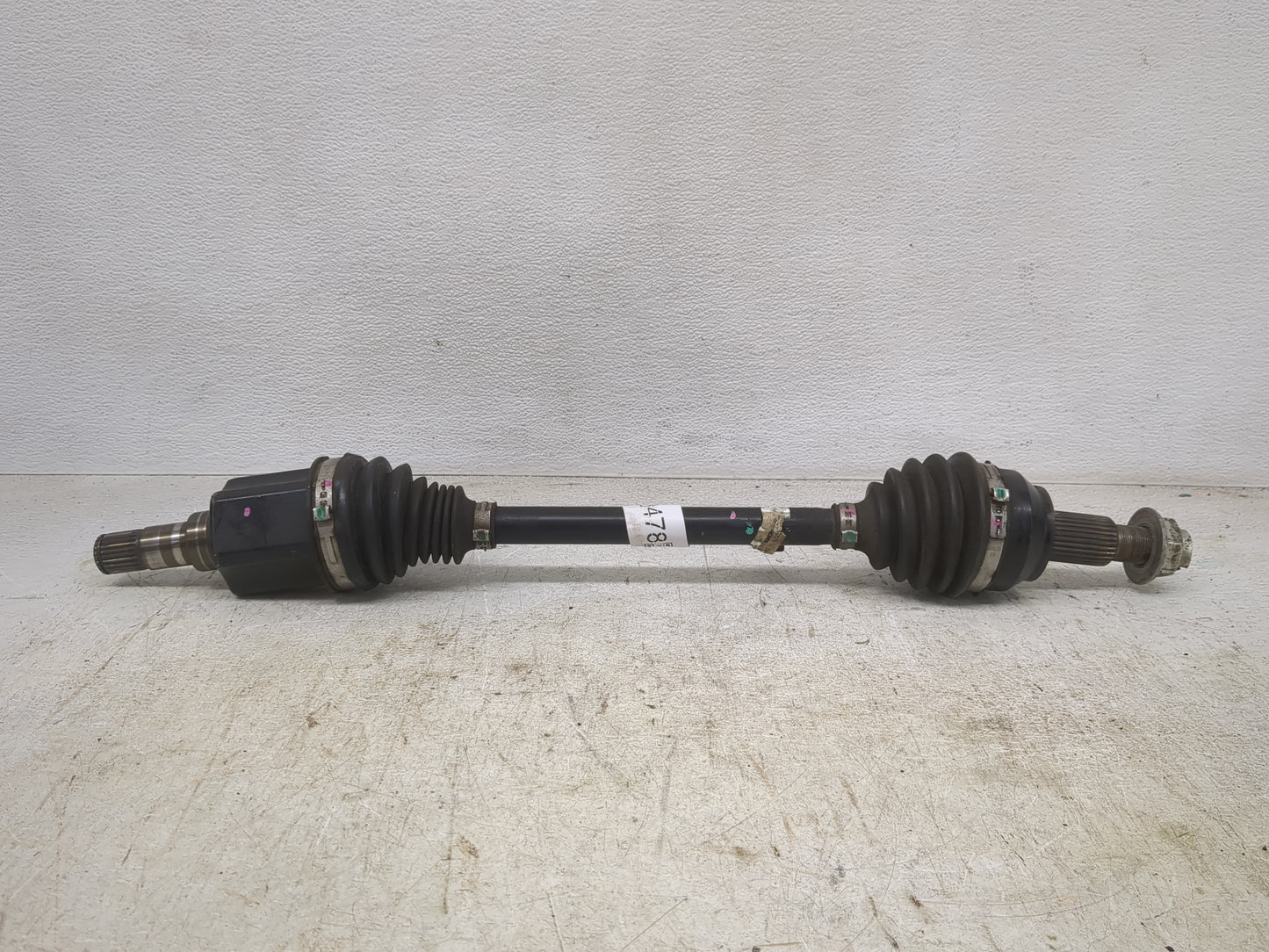 2016 Maserati Ghibli Axle Shaft Front Passenger Cv C/v - Oemusedautoparts1.com