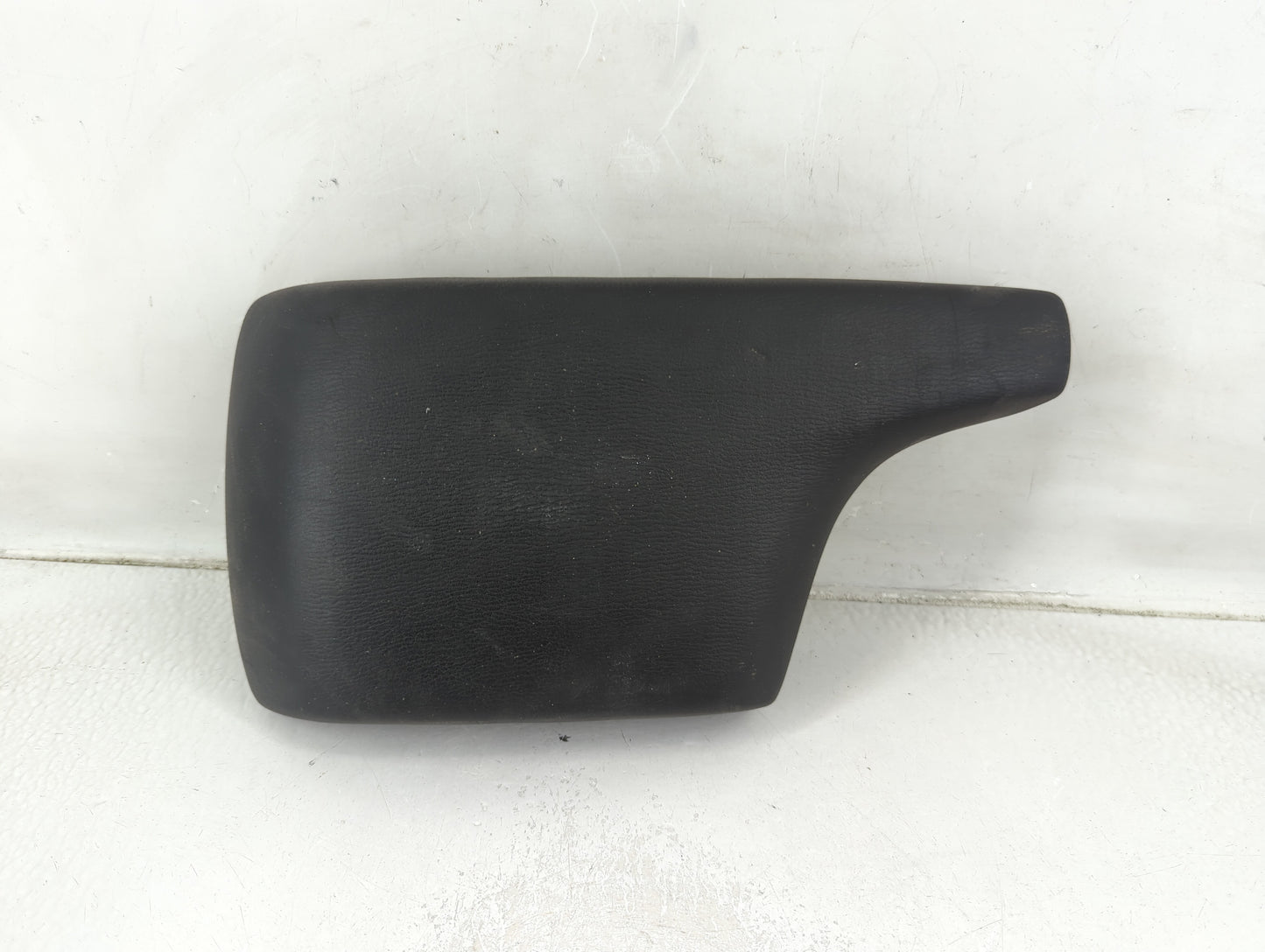 2014-2016 Mazda 3 Center Console Armrest Cover Lid Fits Fits 2014 2015 2016 OEM Used Auto Parts - Oemusedautoparts1.com