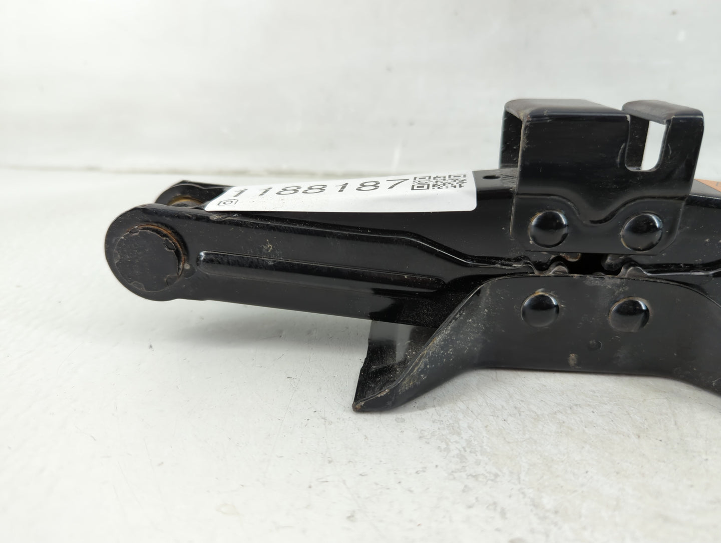 2016 Mazda 3 Spare Scissor Car Jack - Oemusedautoparts1.com