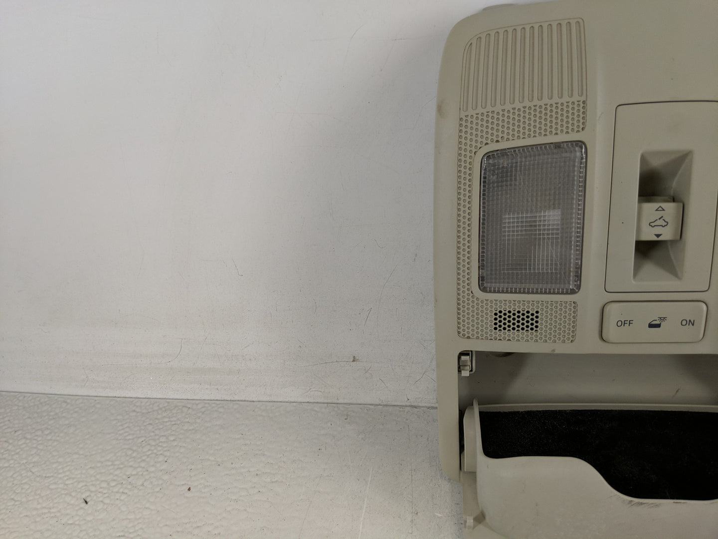 2016 Mazda 3 Overhead Roof Console - Oemusedautoparts1.com