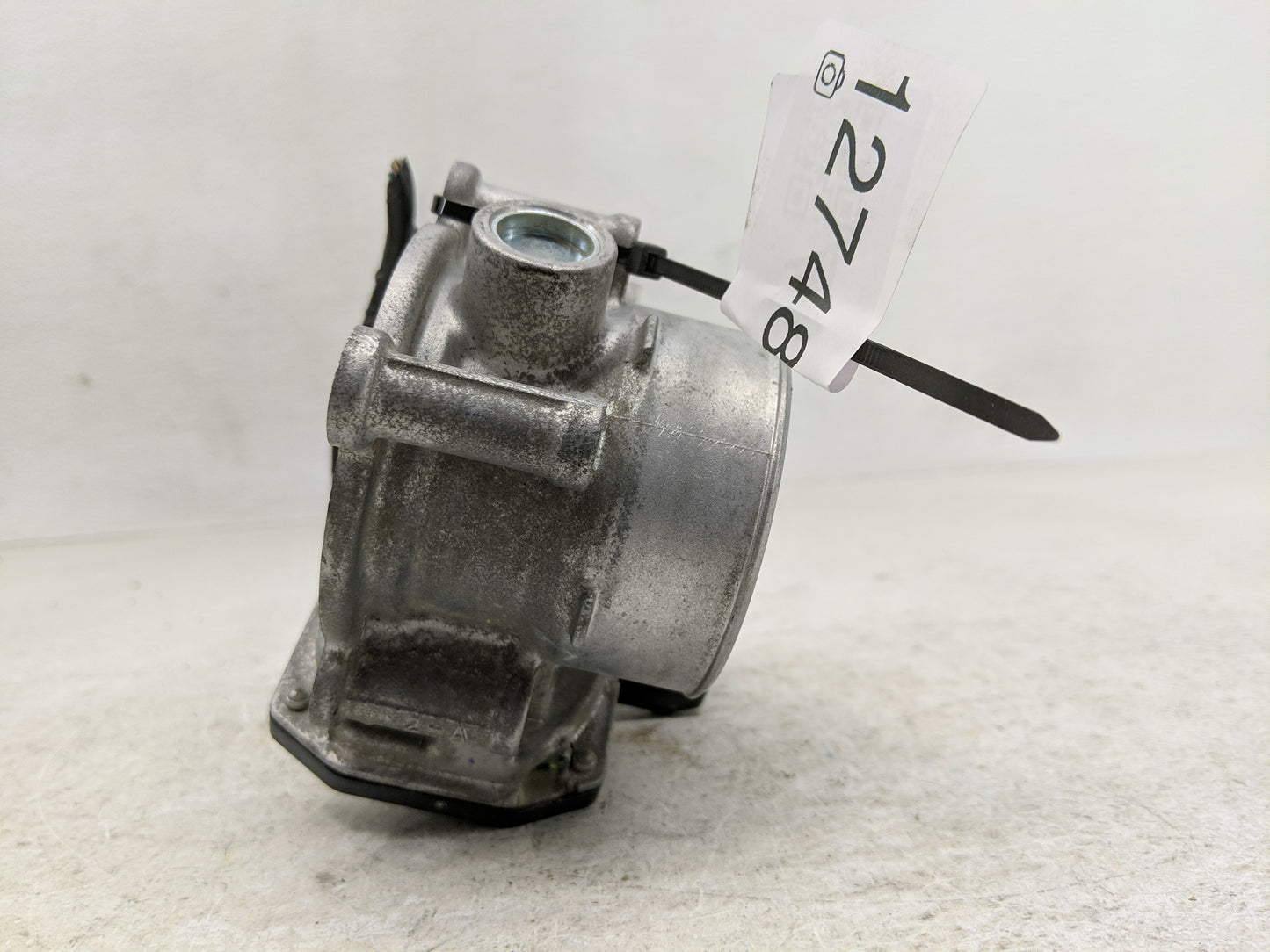 2012-2018 Mazda 3 Throttle Body Fits Fits 2012 2013 2014 2015 2016 2017 2018 OEM Used Auto Parts - Oemusedautoparts1.com