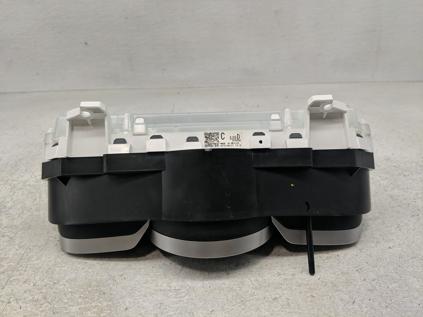 2014-2016 Mazda 3 Instrument Cluster Speedometer Gauges Fits Fits 2014 2015 2016 OEM Used Auto Parts - Oemusedautoparts1.com