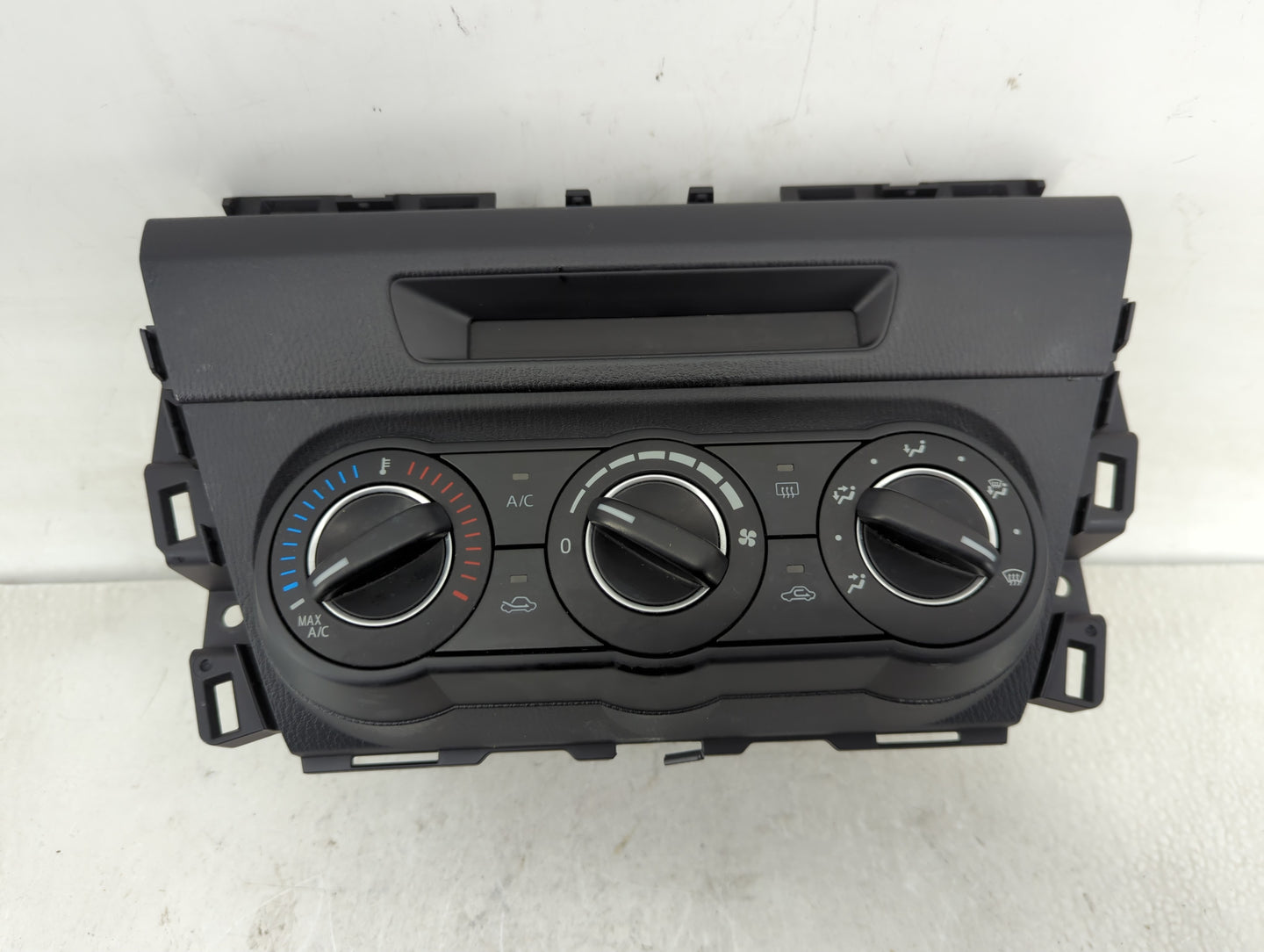 2014-2016 Mazda 3 Climate Control Module Temperature AC/Heater Replacement P/N:BHP161190B Fits Fits 2014 2015 2016 OEM Used 