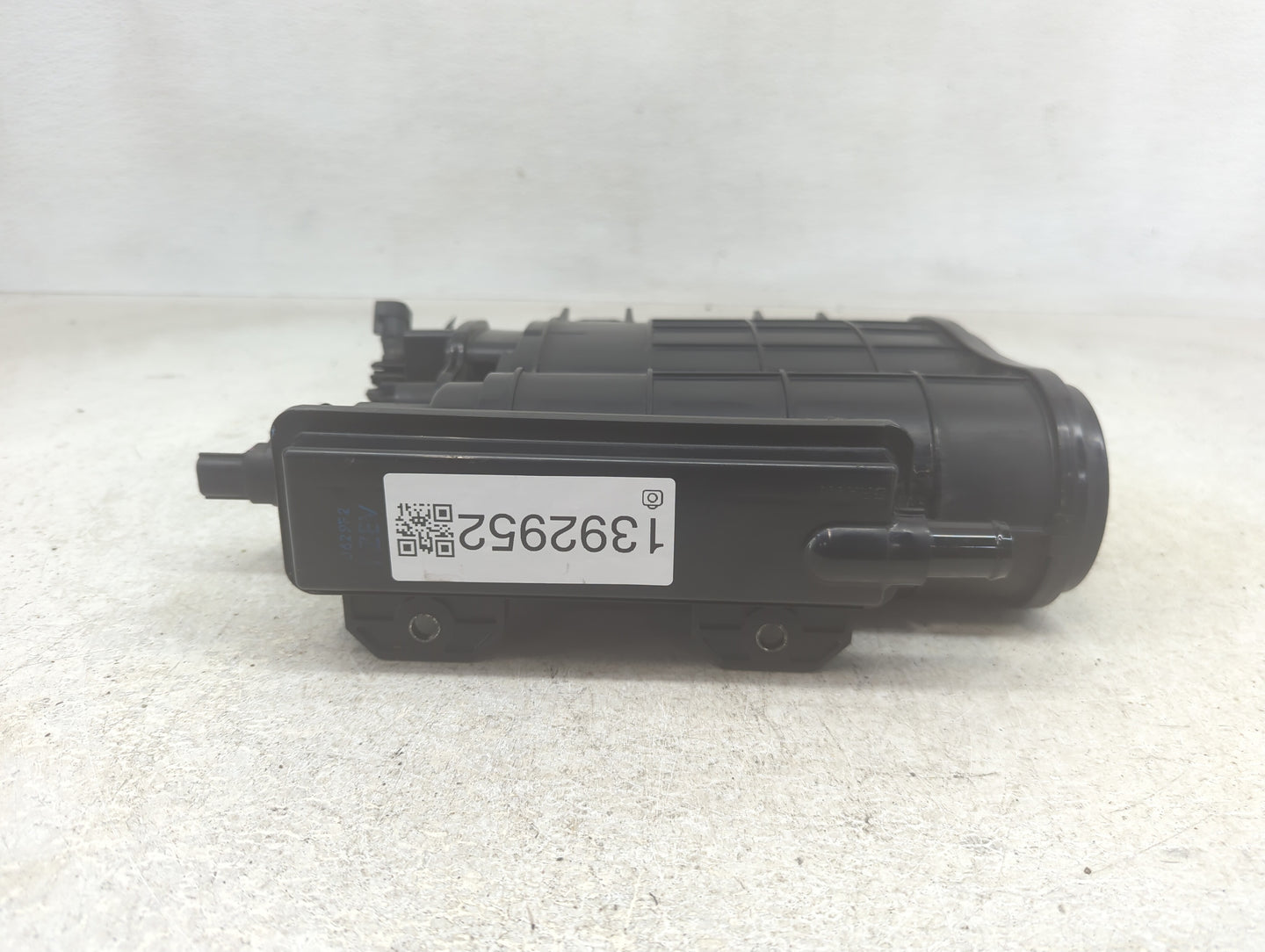 2016 Mazda 3 Fuel Vapor Charcoal Canister - Oemusedautoparts1.com