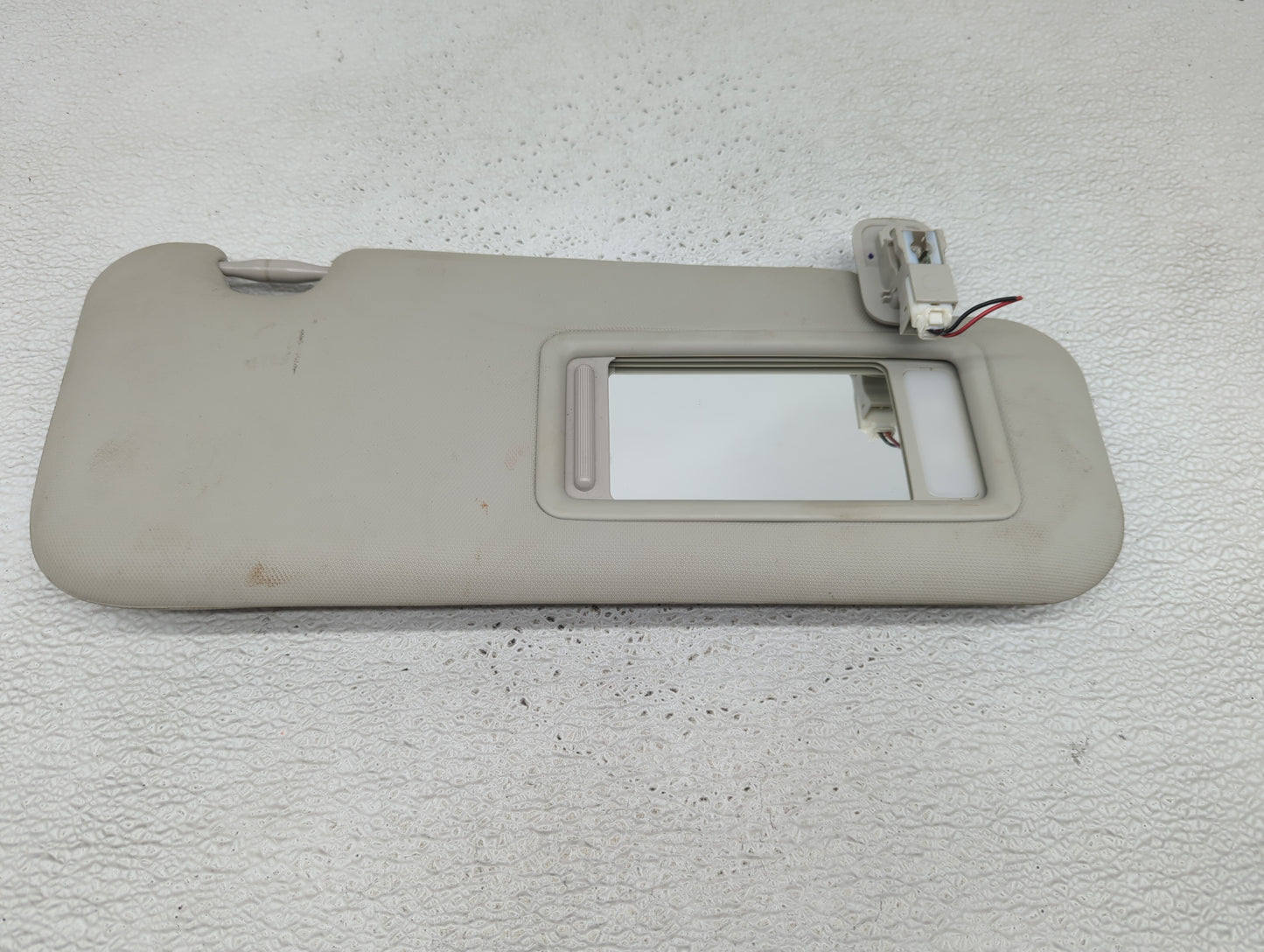 2014-2018 Mazda 3 Sun Visor Shade Replacement Passenger Right Mirror Fits Fits 2014 2015 2016 2017 2018 OEM Used Auto Parts 