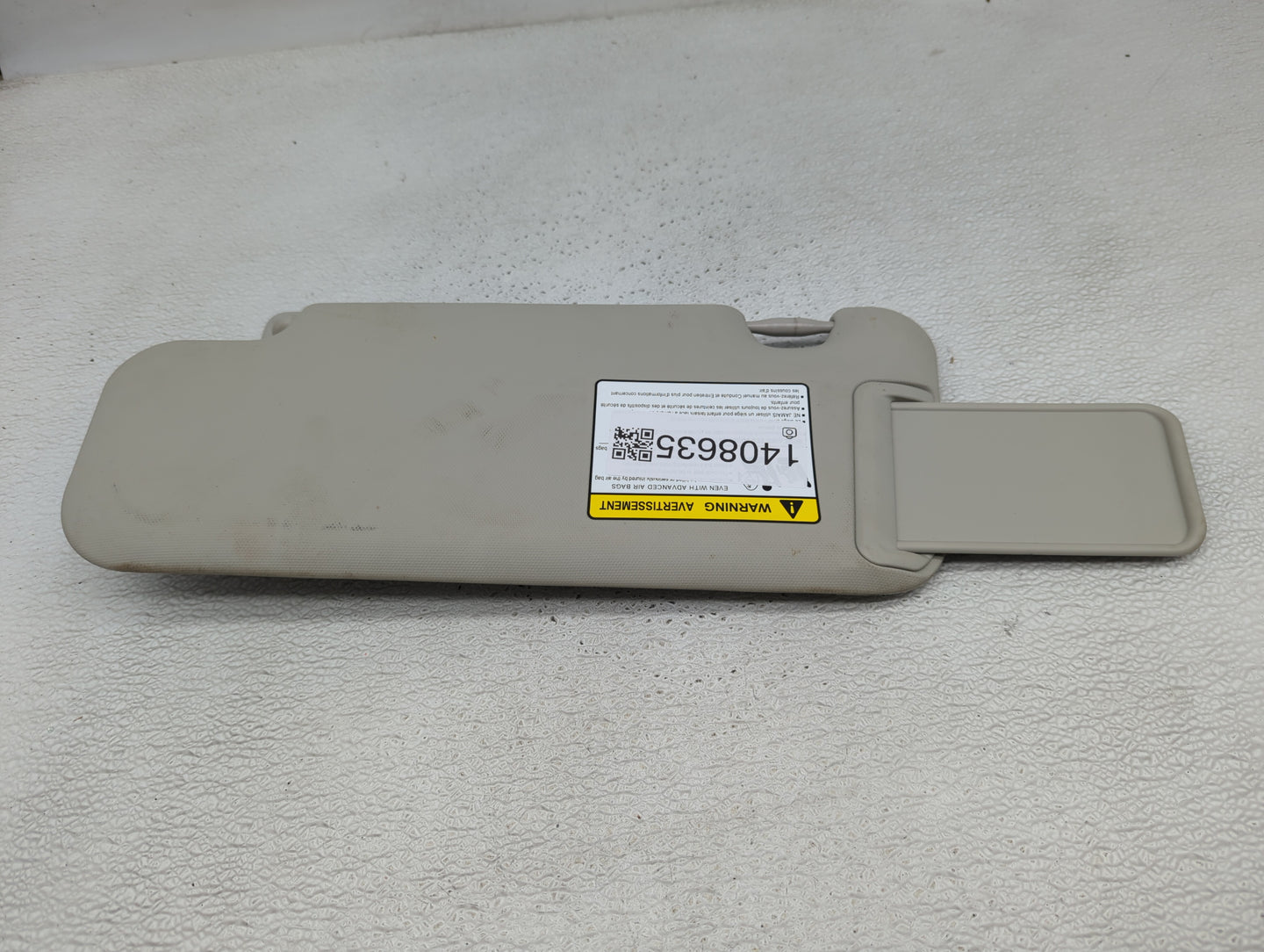 2014-2018 Mazda 3 Sun Visor Shade Replacement Passenger Right Mirror Fits Fits 2014 2015 2016 2017 2018 OEM Used Auto Parts 