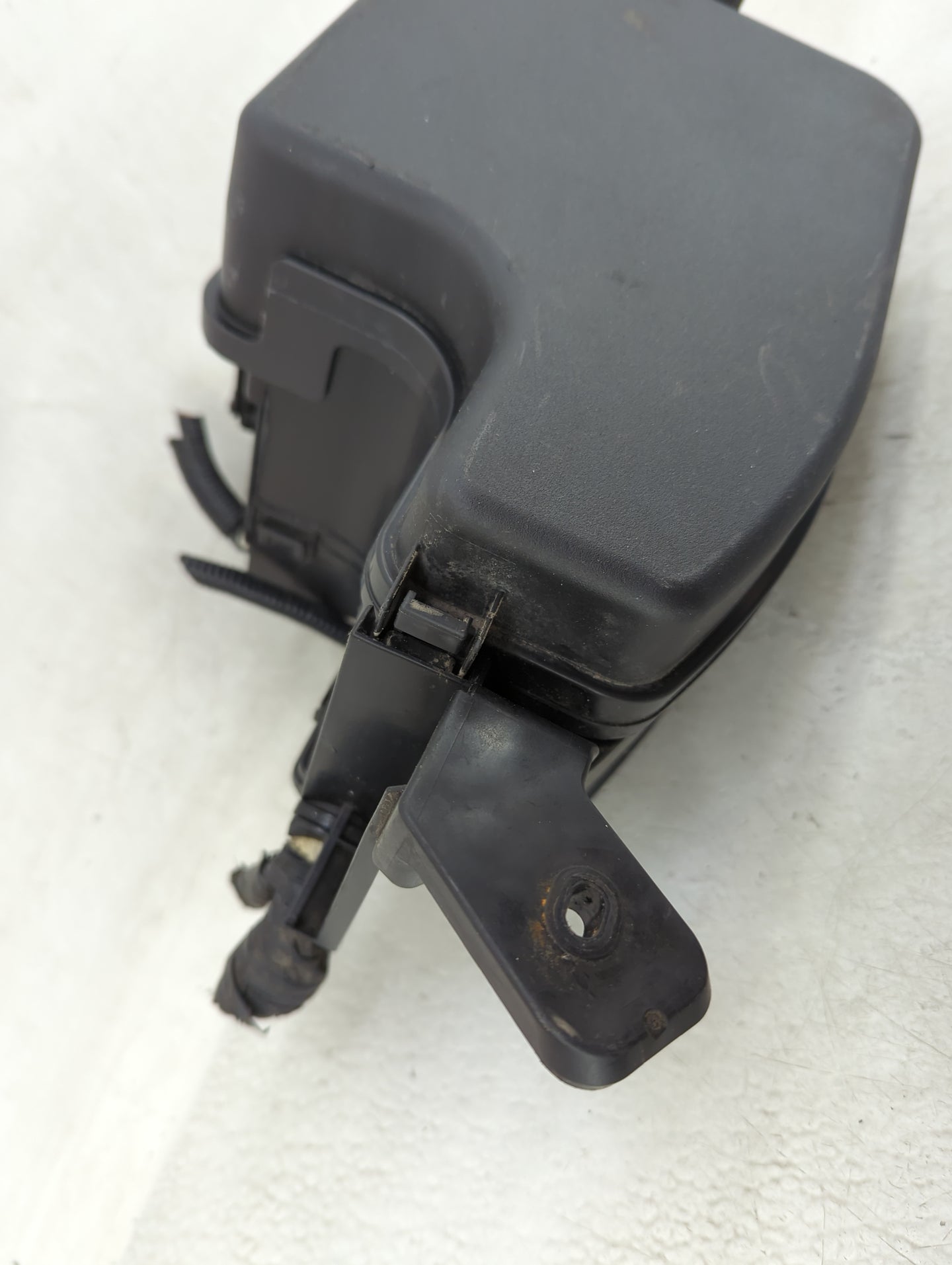 2014-2016 Mazda 3 Fusebox Fuse Box Panel Relay Module Fits Fits 2014 2015 2016 OEM Used Auto Parts - Oemusedautoparts1.com