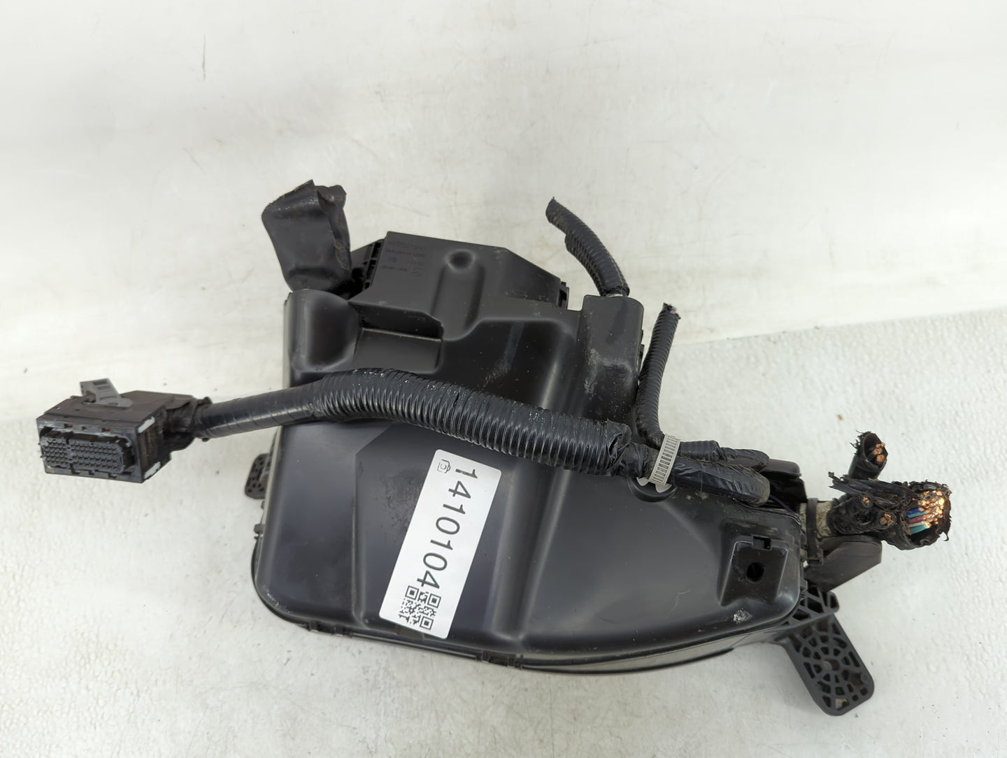 2014-2016 Mazda 3 Fusebox Fuse Box Panel Relay Module Fits Fits 2014 2015 2016 OEM Used Auto Parts - Oemusedautoparts1.com