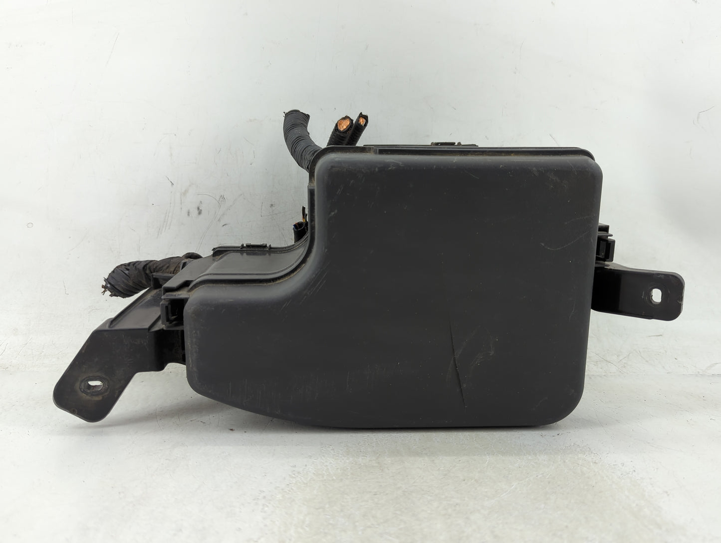 2014-2016 Mazda 3 Fusebox Fuse Box Panel Relay Module P/N:KDY5-675X0 Fits Fits 2014 2015 2016 OEM Used Auto Parts - Oemuseda