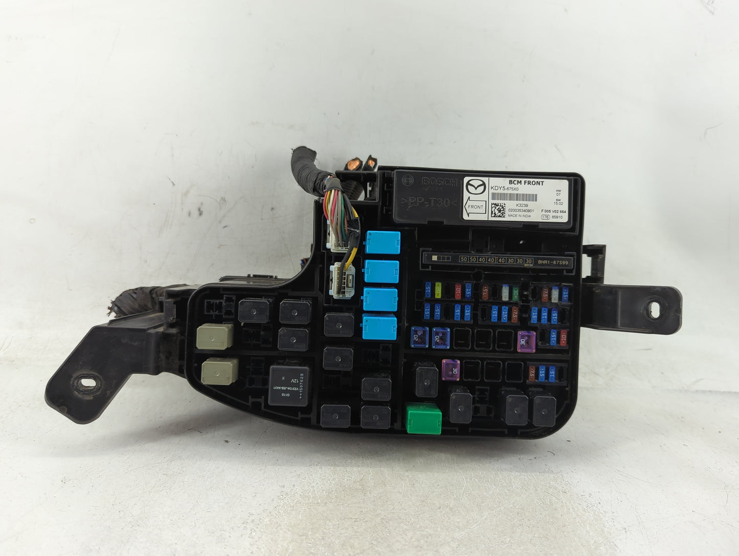 2014-2016 Mazda 3 Fusebox Fuse Box Panel Relay Module P/N:KDY5-675X0 Fits Fits 2014 2015 2016 OEM Used Auto Parts - Oemuseda
