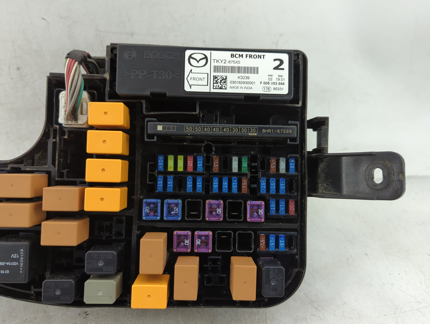 2014-2016 Mazda 3 Fusebox Fuse Box Panel Relay Module P/N:TKY2-675X0 Fits Fits 2014 2015 2016 OEM Used Auto Parts - Oemuseda