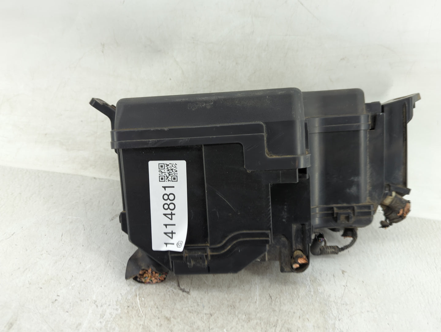 2014-2016 Mazda 3 Fusebox Fuse Box Panel Relay Module Fits Fits 2014 2015 2016 OEM Used Auto Parts - Oemusedautoparts1.com