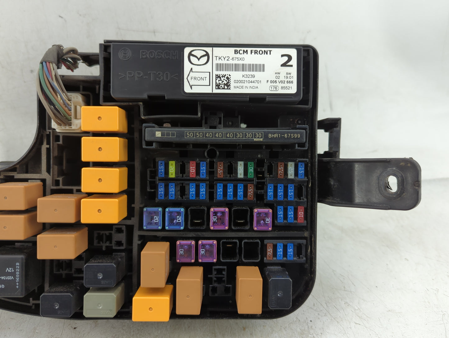 2014-2016 Mazda 3 Fusebox Fuse Box Panel Relay Module P/N:TKY2-675X0 Fits Fits 2014 2015 2016 OEM Used Auto Parts - Oemuseda