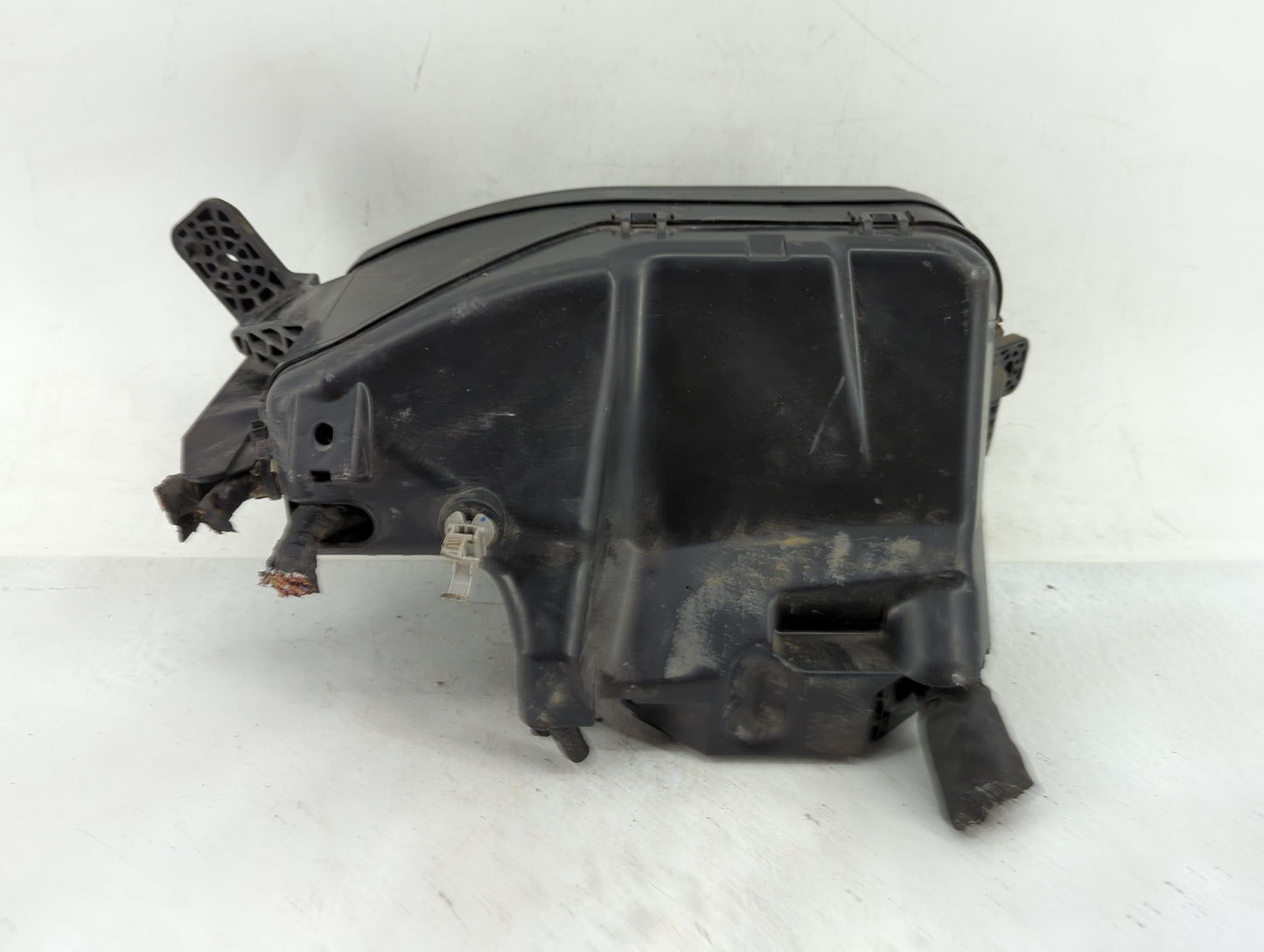 2014-2016 Mazda 3 Fusebox Fuse Box Panel Relay Module Fits Fits 2014 2015 2016 OEM Used Auto Parts - Oemusedautoparts1.com