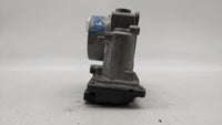 2012-2014 Mazda 3 Throttle Body P/N:PE01 13 640 A PE01 13 640 B, 152009S18, 640 K4238 6R26 Fits Fits 2012 2013 2014 OEM Used