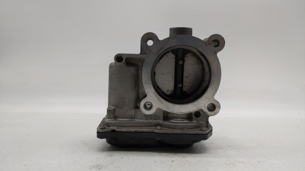 2012-2014 Mazda 3 Throttle Body P/N:PE01 13 640 A PE01 13 640 B, 152009S18, 640 K4238 6R26 Fits Fits 2012 2013 2014 OEM Used
