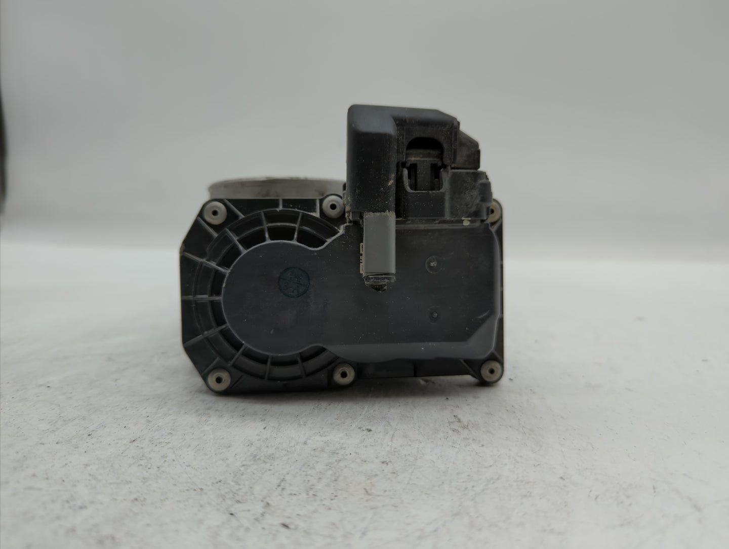 2012-2014 Mazda 3 Throttle Body P/N:13 640 A 640 K4238 1R24, 640 K4238 6R26, 13 640 B, 640 K4238 7T13 Fits Fits 2012 2013 20