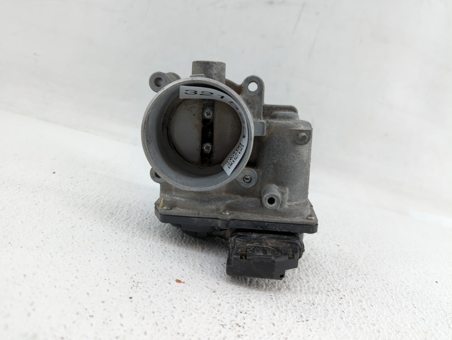 2012-2014 Mazda 3 Throttle Body P/N:13 640 A 640 K4238 1R24, 640 K4238 6R26, 13 640 B, 640 K4238 7T13 Fits Fits 2012 2013 20