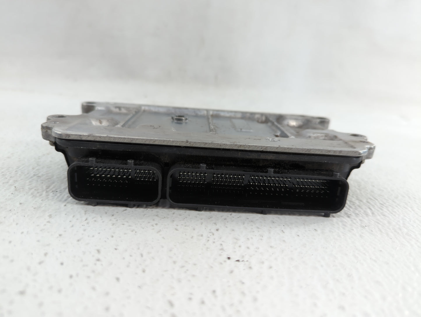 2017-2018 Mazda 3 PCM Engine Control Computer ECU ECM PCU OEM P/N:PSAP 18 881 PY9W 18 881A, PY9W 18 881 Fits Fits 2016 2017 