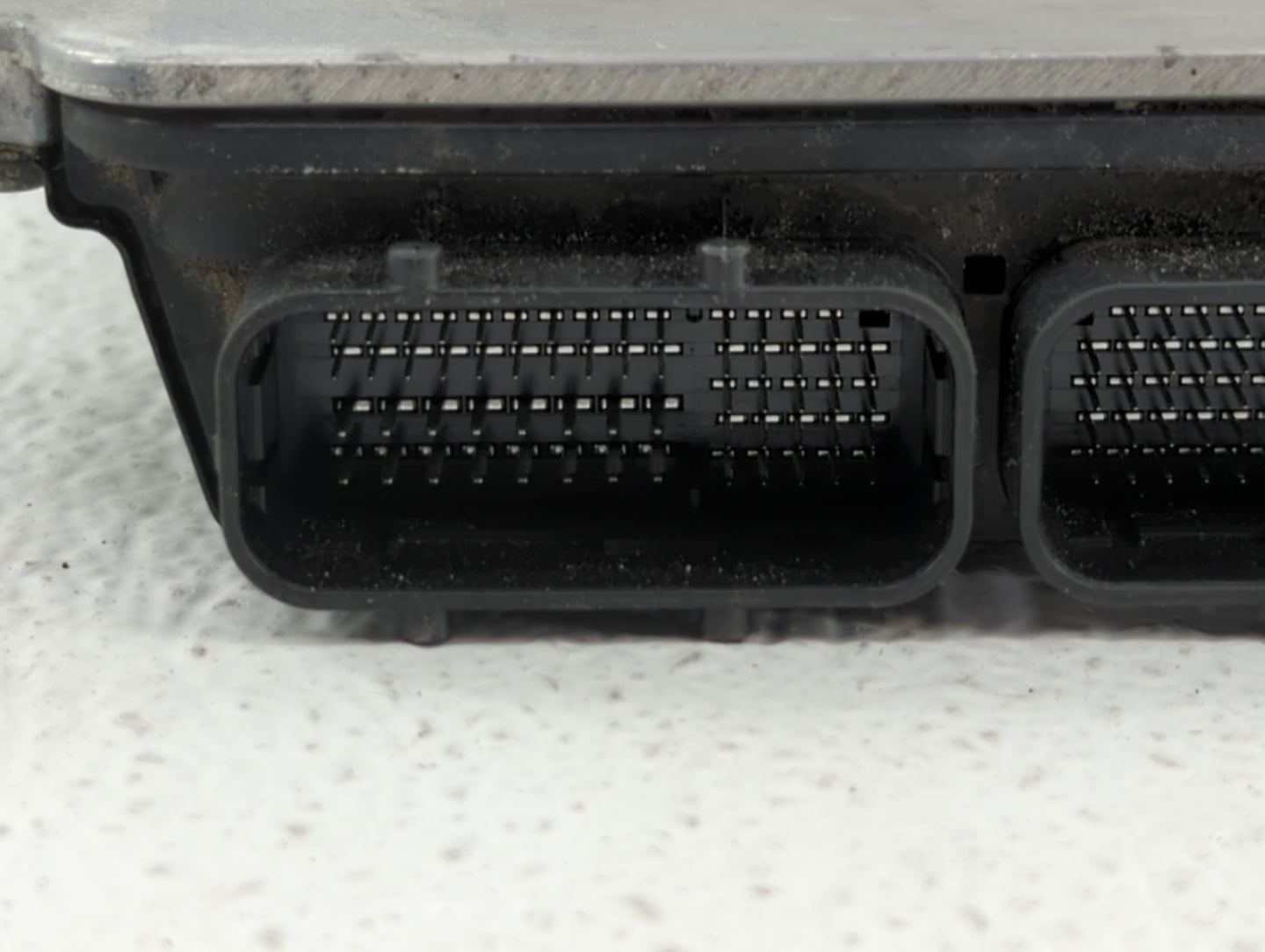2017-2018 Mazda 3 PCM Engine Control Computer ECU ECM PCU OEM P/N:PSAP 18 881 PY9W 18 881A, PY9W 18 881 Fits Fits 2016 2017 