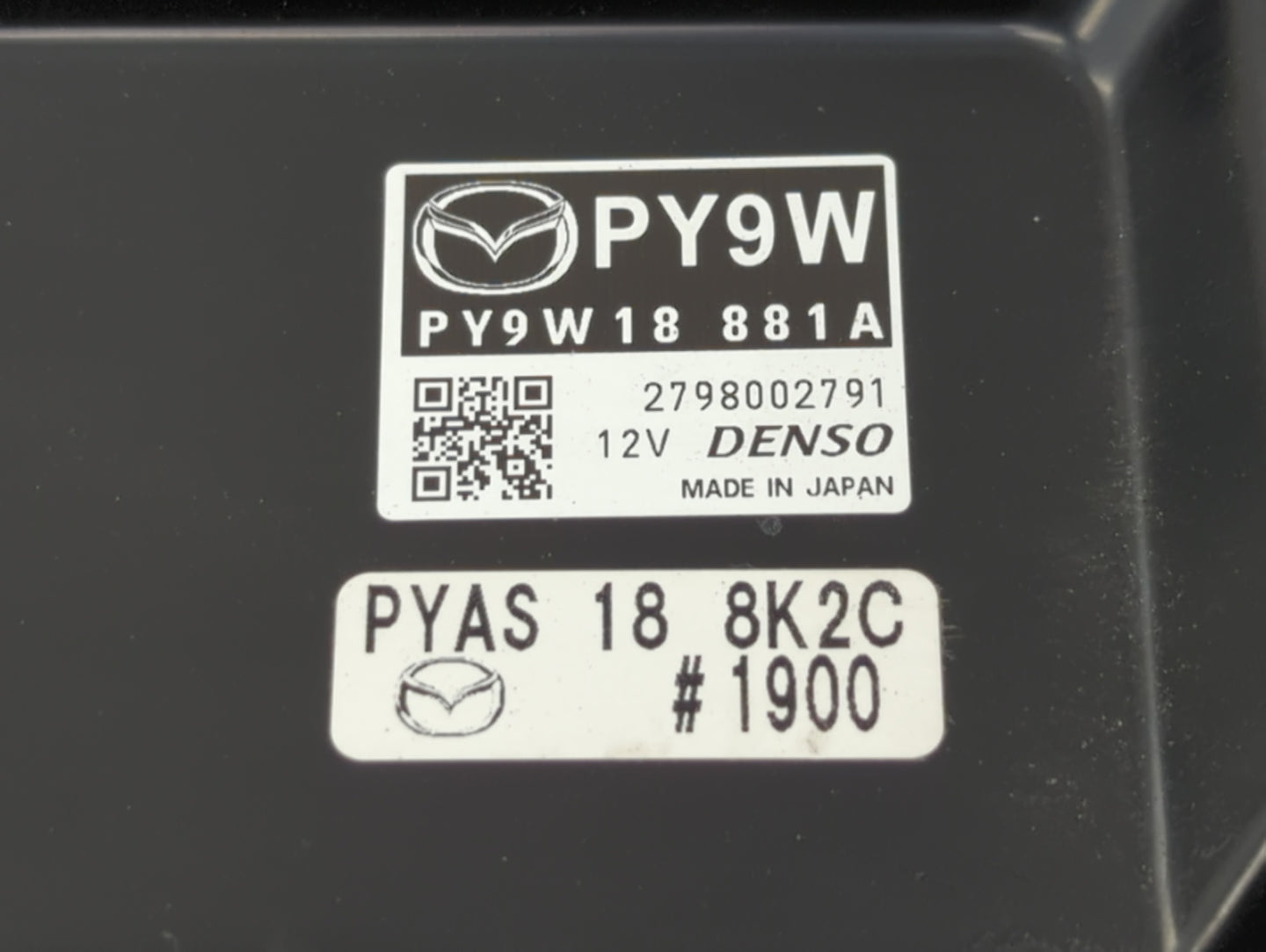2017-2018 Mazda 3 PCM Engine Control Computer ECU ECM PCU OEM P/N:PSAP 18 881 PY9W 18 881A, PY9W 18 881 Fits Fits 2016 2017 