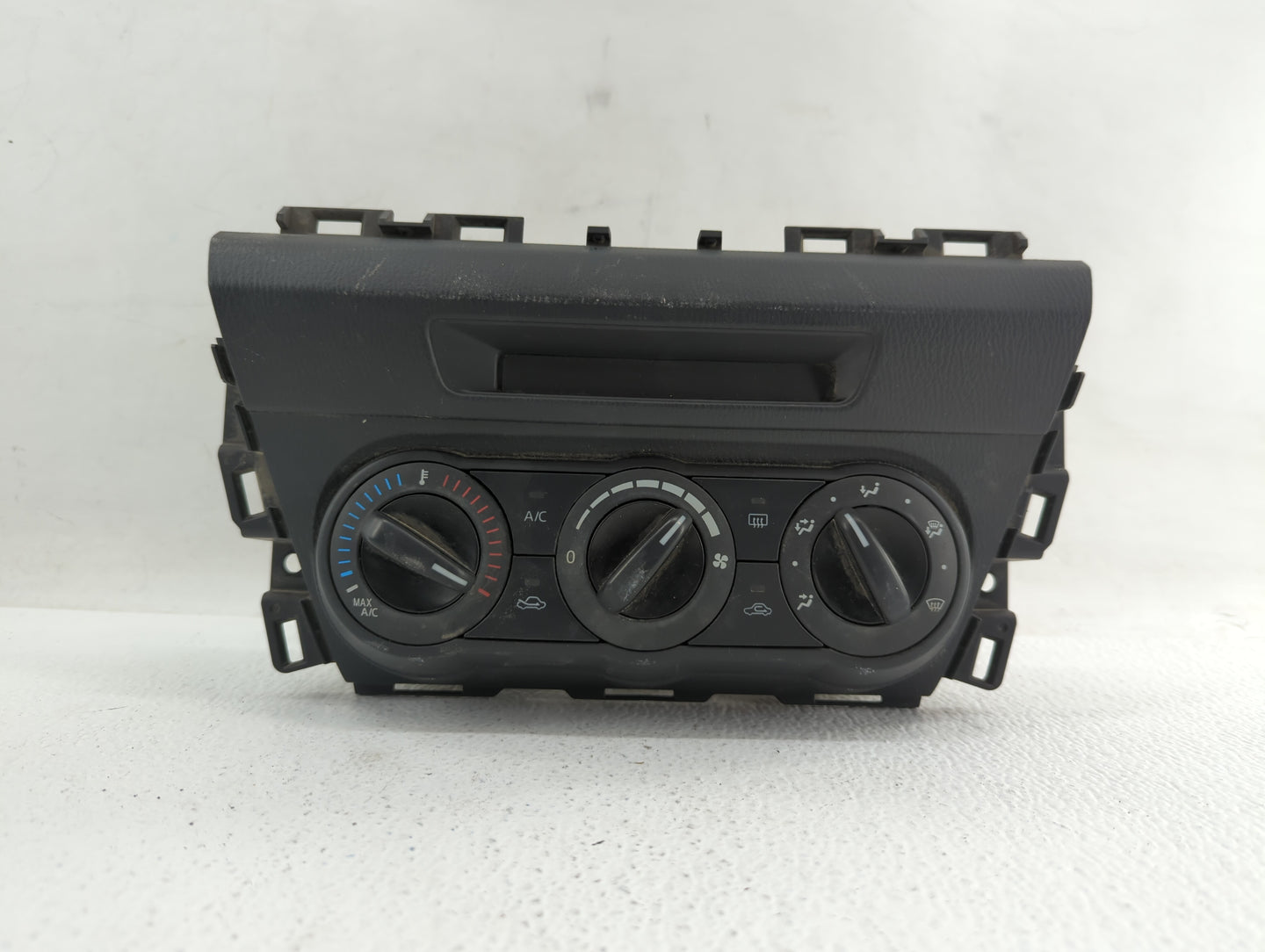 2014-2016 Mazda 3 Climate Control Module Temperature AC/Heater Replacement P/N:BHN1 06 007 BHN1 06 585A Fits Fits 2014 2015 