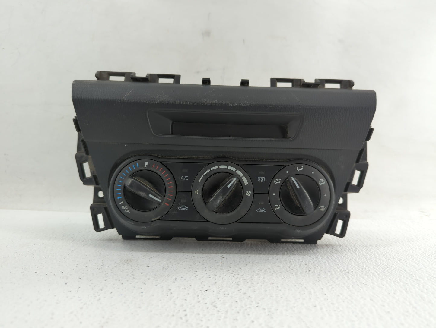 2014-2016 Mazda 3 Climate Control Module Temperature AC/Heater Replacement P/N:BHN1 06 007 BHN1 06 585A Fits Fits 2014 2015 