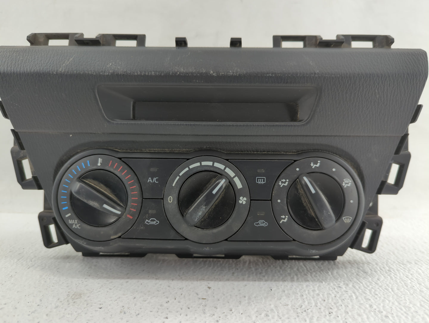 2014-2016 Mazda 3 Climate Control Module Temperature AC/Heater Replacement P/N:BHN1 06 007 BHN1 06 585A Fits Fits 2014 2015 