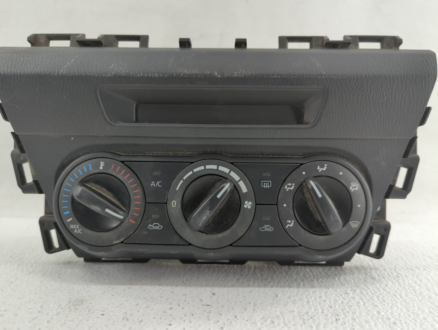 2014-2016 Mazda 3 Climate Control Module Temperature AC/Heater Replacement P/N:BHN1 06 007 BHN1 06 585A Fits Fits 2014 2015 