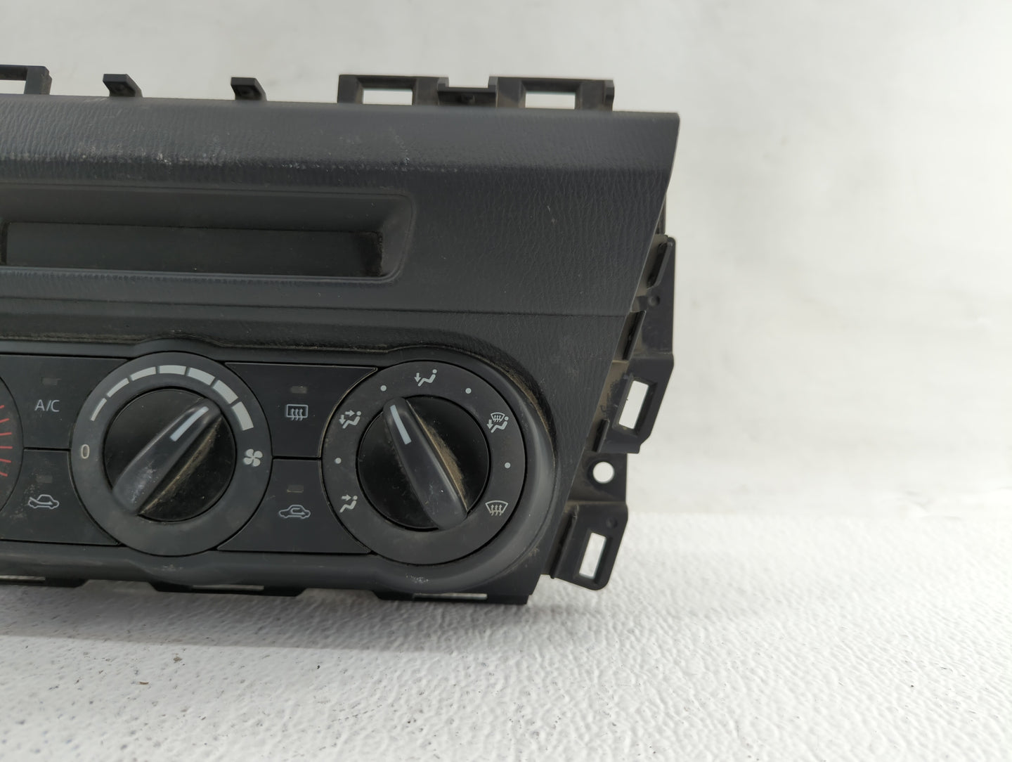 2014-2016 Mazda 3 Climate Control Module Temperature AC/Heater Replacement P/N:BHN1 06 007 BHN1 06 585A Fits Fits 2014 2015 