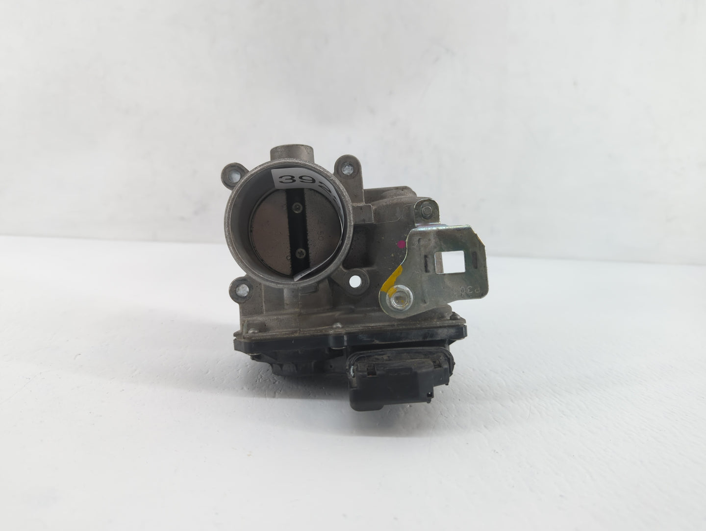 2012-2014 Mazda 3 Throttle Body P/N:13 640 PE01 13 640 A, 640 K4238 4U26, 640 K4238 9T06, PE01 13 640 B Fits Fits 2012 2013 