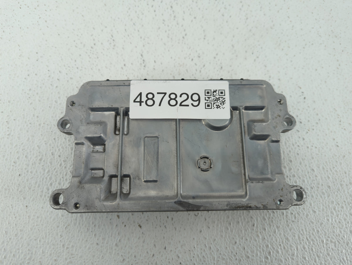 2014-2016 Mazda 3 PCM Engine Control Computer ECU ECM PCU OEM P/N:PEAB 18 881A PEDB 18 881A, PEAB18881A Fits 2014 2015 2016 