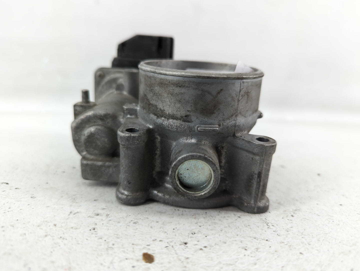 2012-2018 Mazda 3 Throttle Body P/N:152002T09 Fits Fits 2012 2013 2014 2015 2016 2017 2018 OEM Used Auto Parts - Oemusedauto