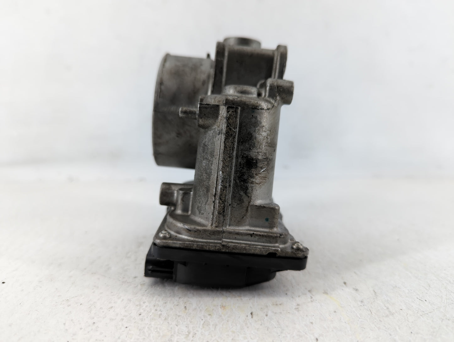 2012-2018 Mazda 3 Throttle Body P/N:1931 00504 Fits Fits 2012 2013 2014 2015 2016 2017 2018 OEM Used Auto Parts - Oemusedaut