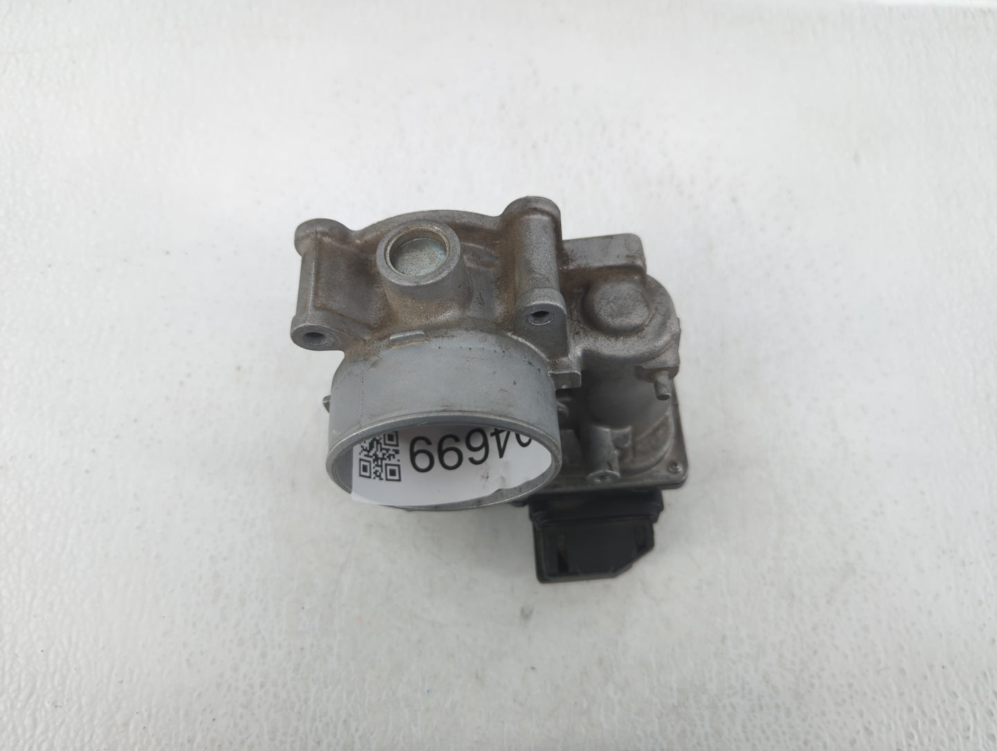 2012-2018 Mazda 3 Throttle Body P/N:152009S01 Fits Fits 2012 2013 2014 2015 2016 2017 2018 OEM Used Auto Parts - Oemusedauto