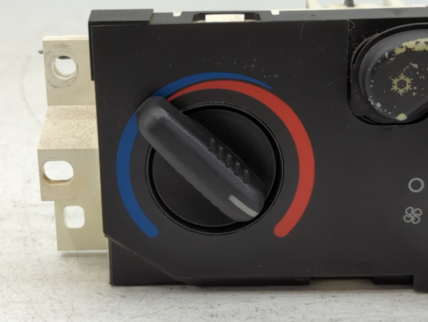 2014-2016 Mazda 3 Climate Control Module Temperature AC/Heater Replacement P/N:158588336096 Fits Fits 2014 2015 2016 OEM Use