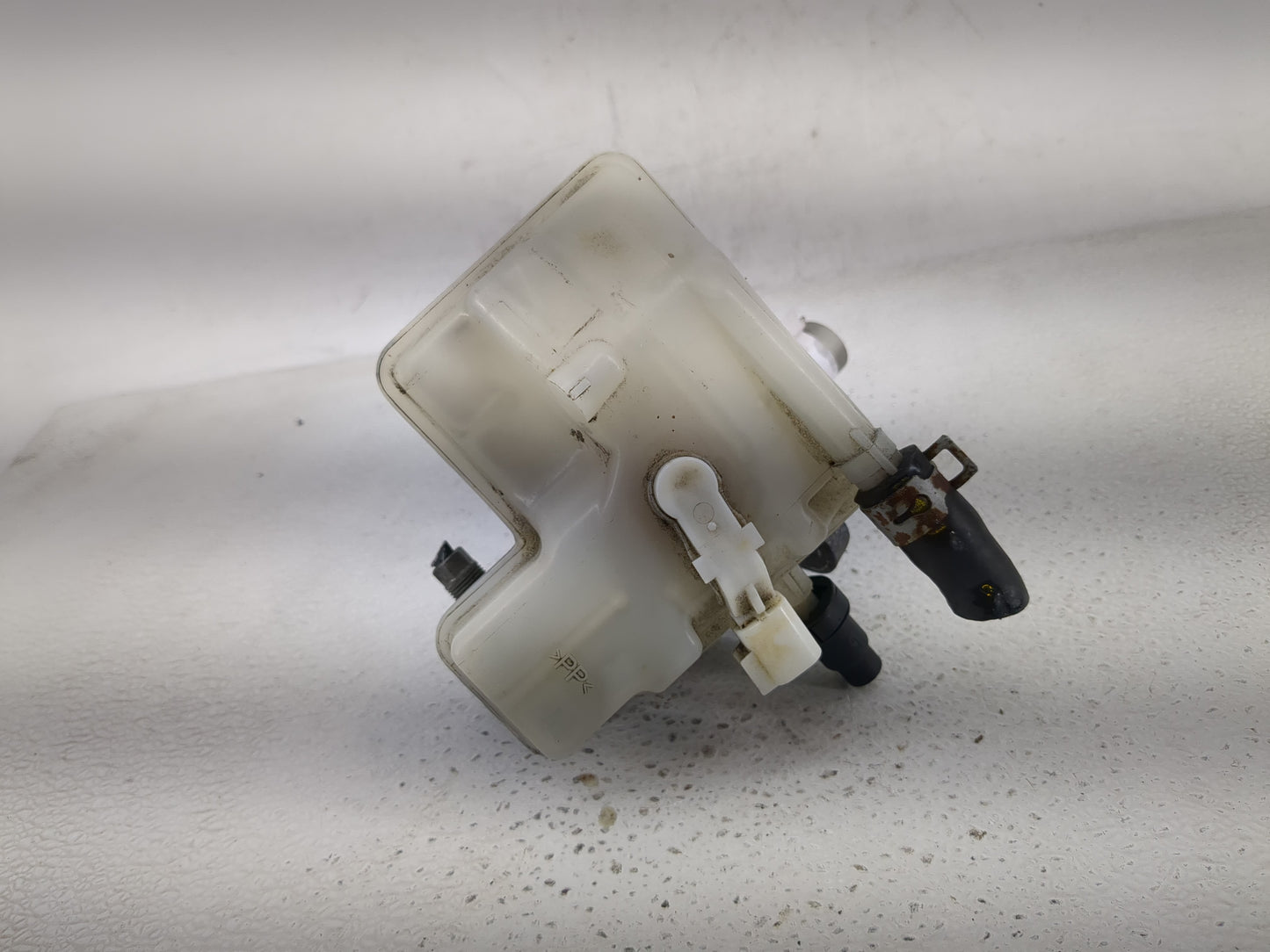 Mazda 5 Brake Master Cylinder 1292009 - Oemusedautoparts1.com