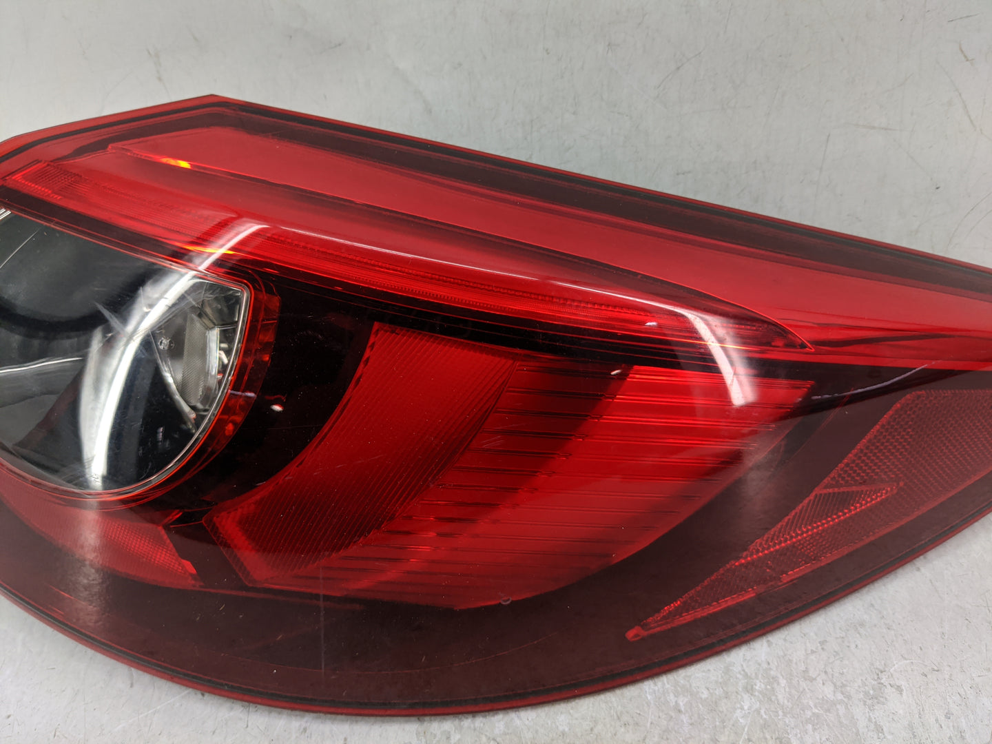 2016 Mazda 5 Tail Light Assembly Passenger Right OEM Fits OEM Used Auto Parts - Oemusedautoparts1.com