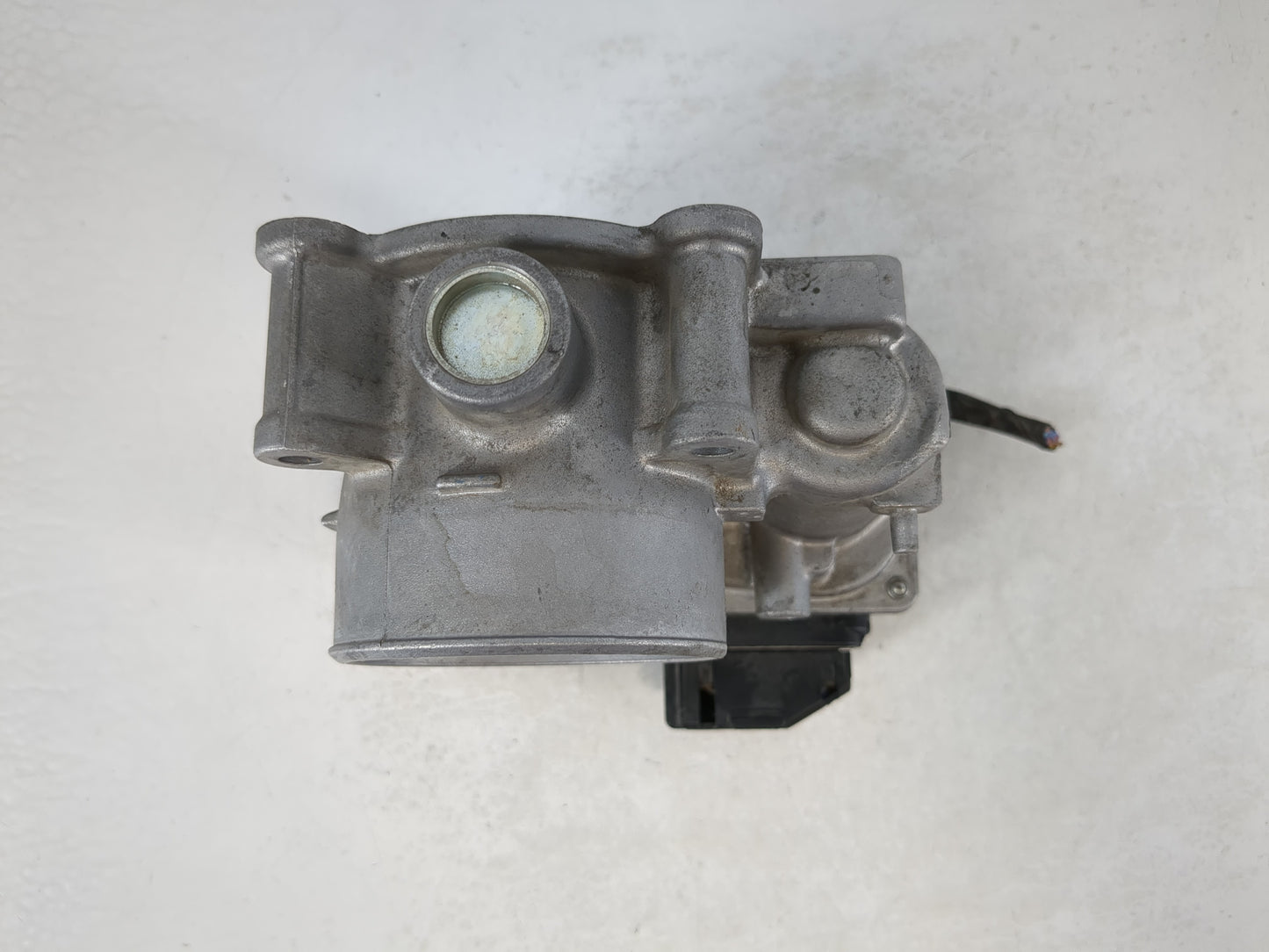 2014-2017 Mazda 6 Throttle Body P/N:1831 C0292 Fits Fits 2014 2015 2016 2017 2018 OEM Used Auto Parts - Oemusedautoparts1.co