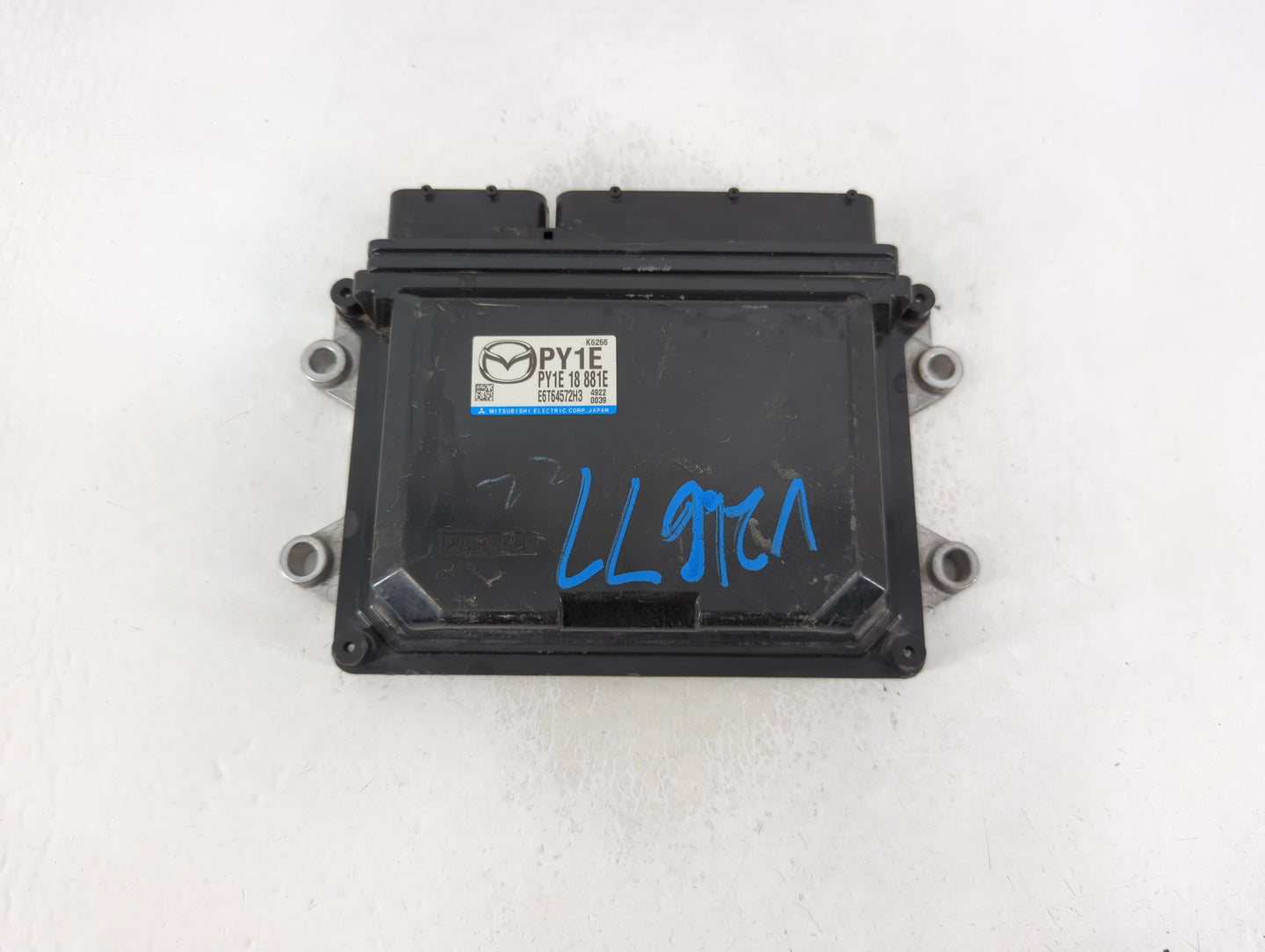 2014-2016 Mazda 6 PCM Engine Control Computer ECU ECM PCU OEM P/N:PY1E 18 881E Fits Fits 2014 2015 2016 OEM Used Auto Parts 