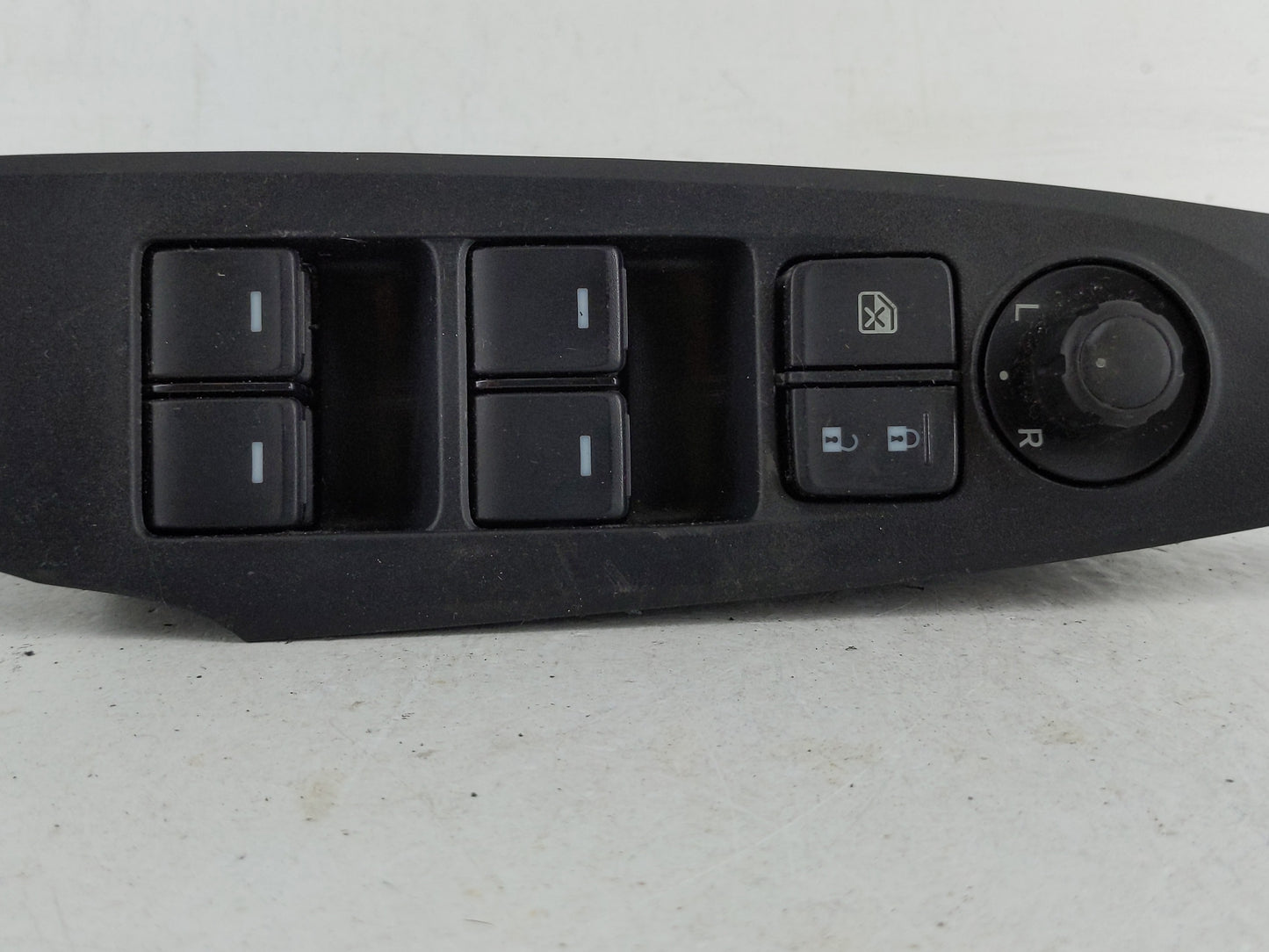 2016 Mazda 6 Master Power Window Switch Replacement Driver Side Left P/N:GMN3 458SD CJR9684L6 Fits OEM Used Auto Parts - Oem
