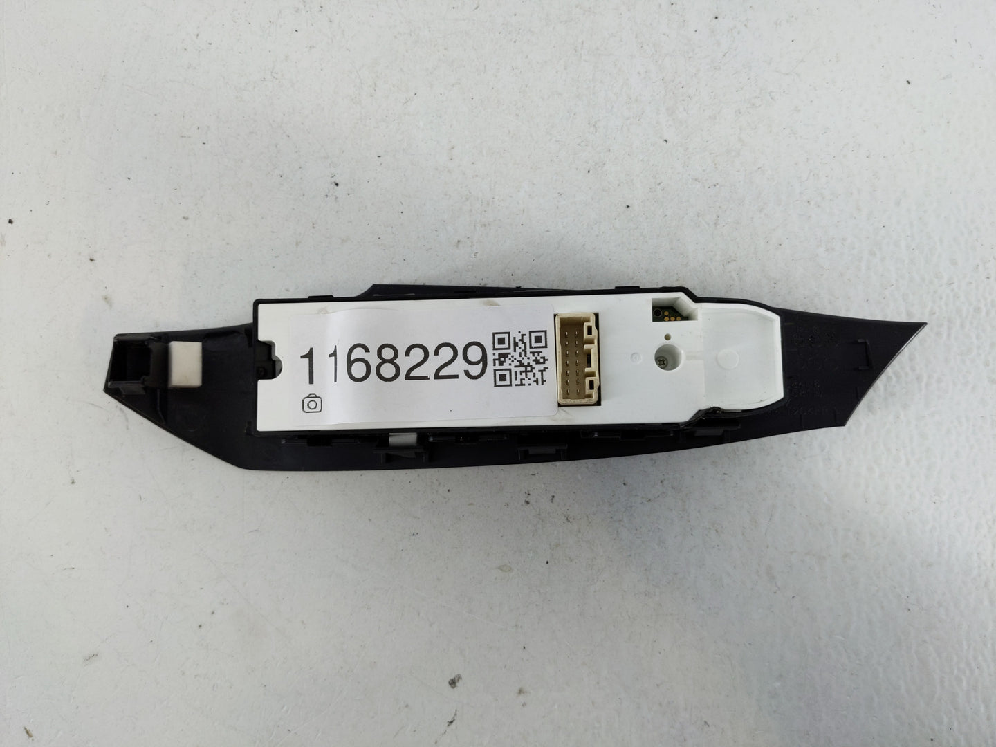 2016 Mazda 6 Master Power Window Switch Replacement Driver Side Left P/N:GMN3 458SD CJR9684L6 Fits OEM Used Auto Parts - Oem